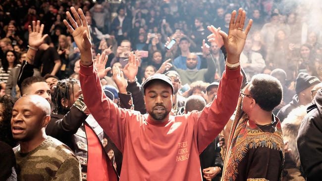 kanye-west-chicago-luca-roncoroni