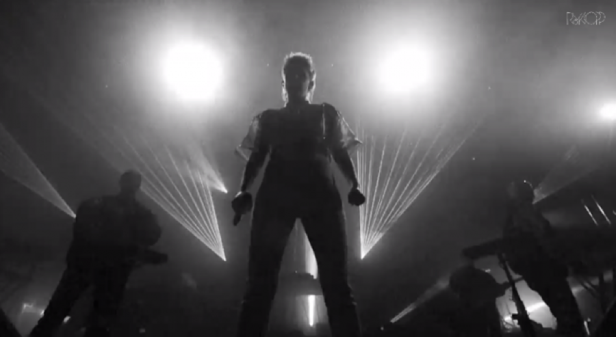 Röyksopp feat. Robyn - Monument