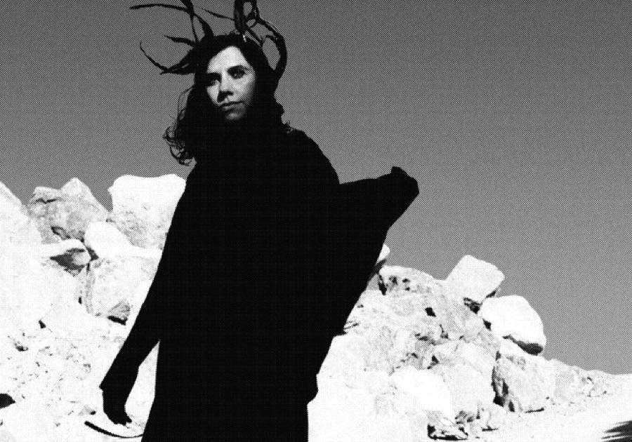 PJ-Harvey-2010-3_raster