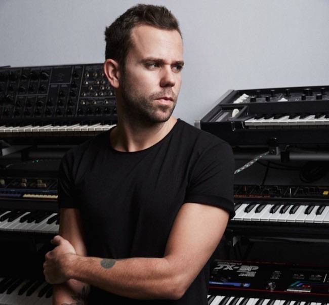 m83
