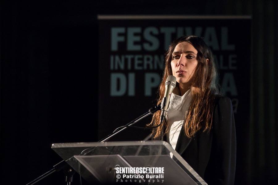 01_PJ Harvey_Genova