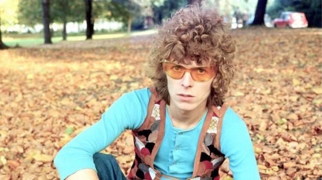 BOWIENEW_2628681a
